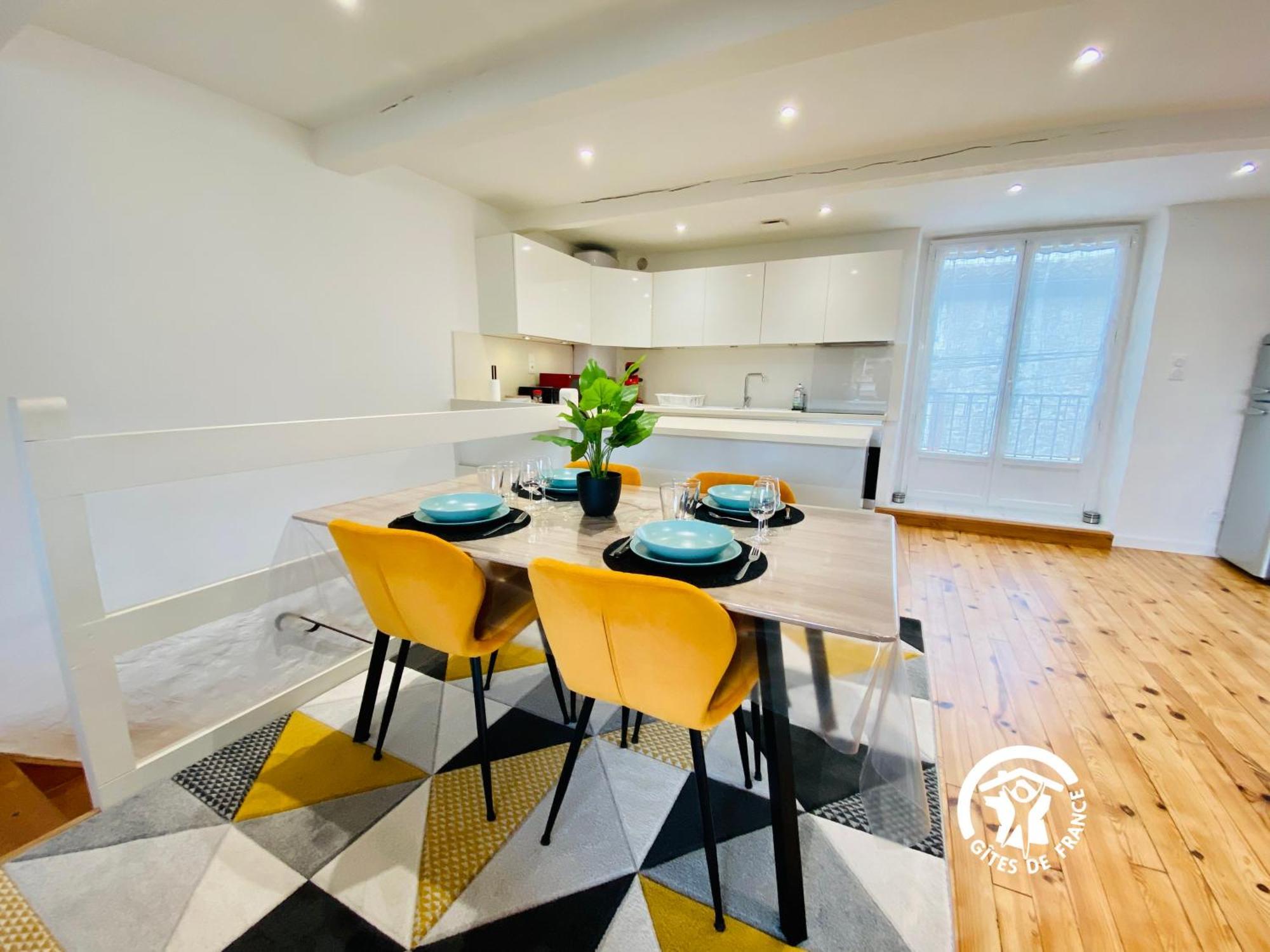 Loft Cocon Climatise - Imprenable Vue Sur Le Chateau Comtal カルカソンヌ エクステリア 写真