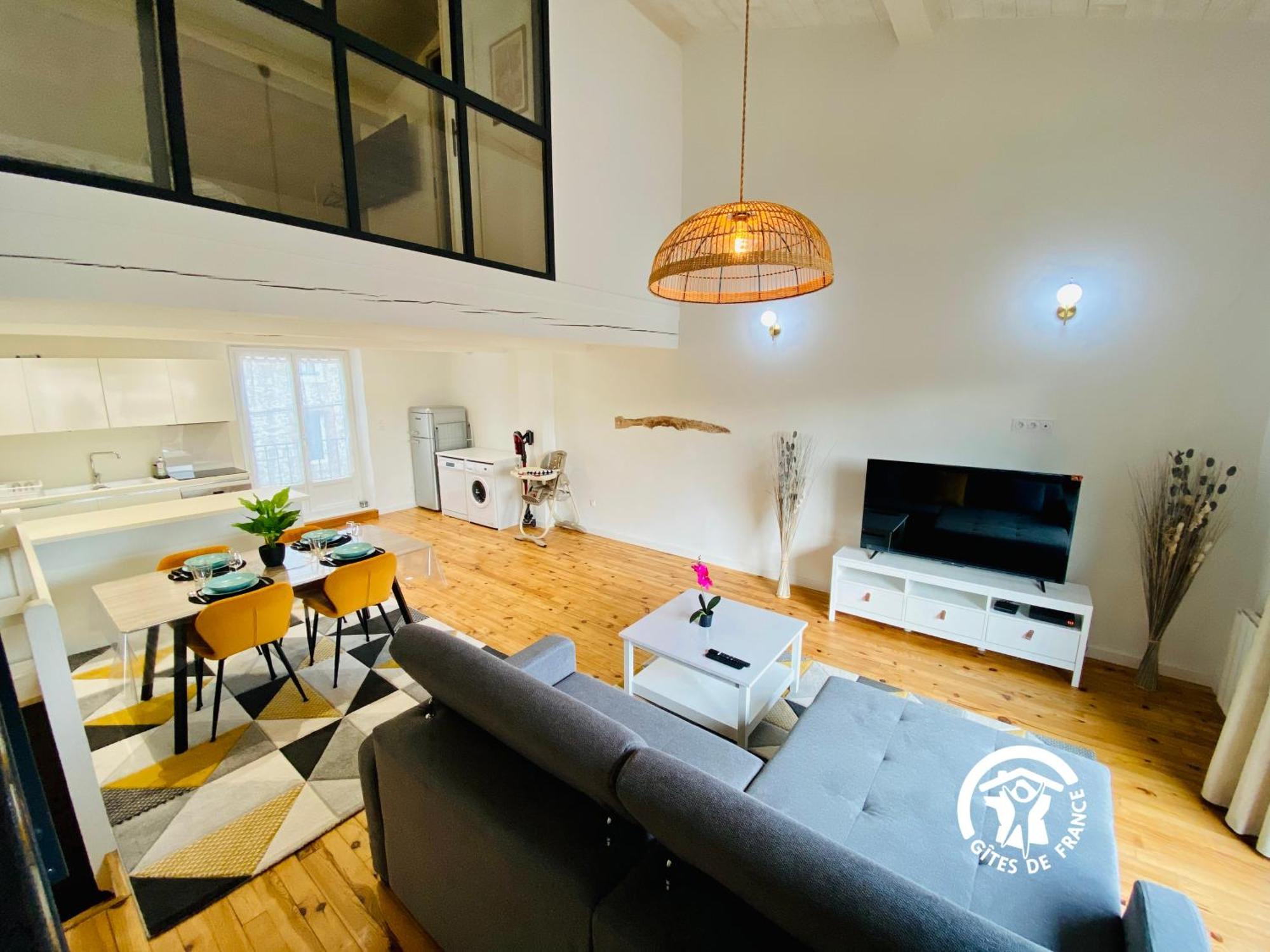 Loft Cocon Climatise - Imprenable Vue Sur Le Chateau Comtal カルカソンヌ エクステリア 写真