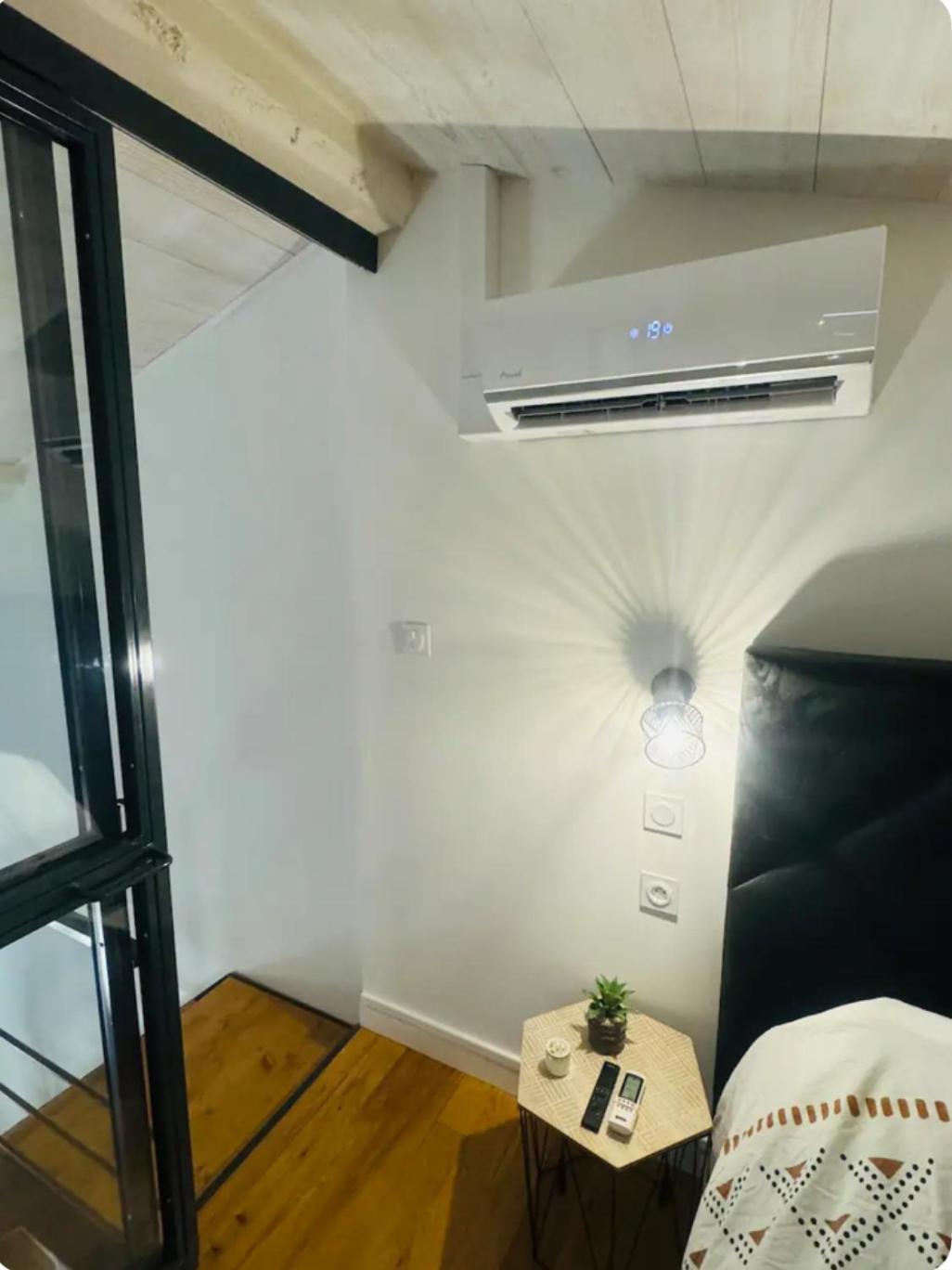 Loft Cocon Climatise - Imprenable Vue Sur Le Chateau Comtal カルカソンヌ エクステリア 写真